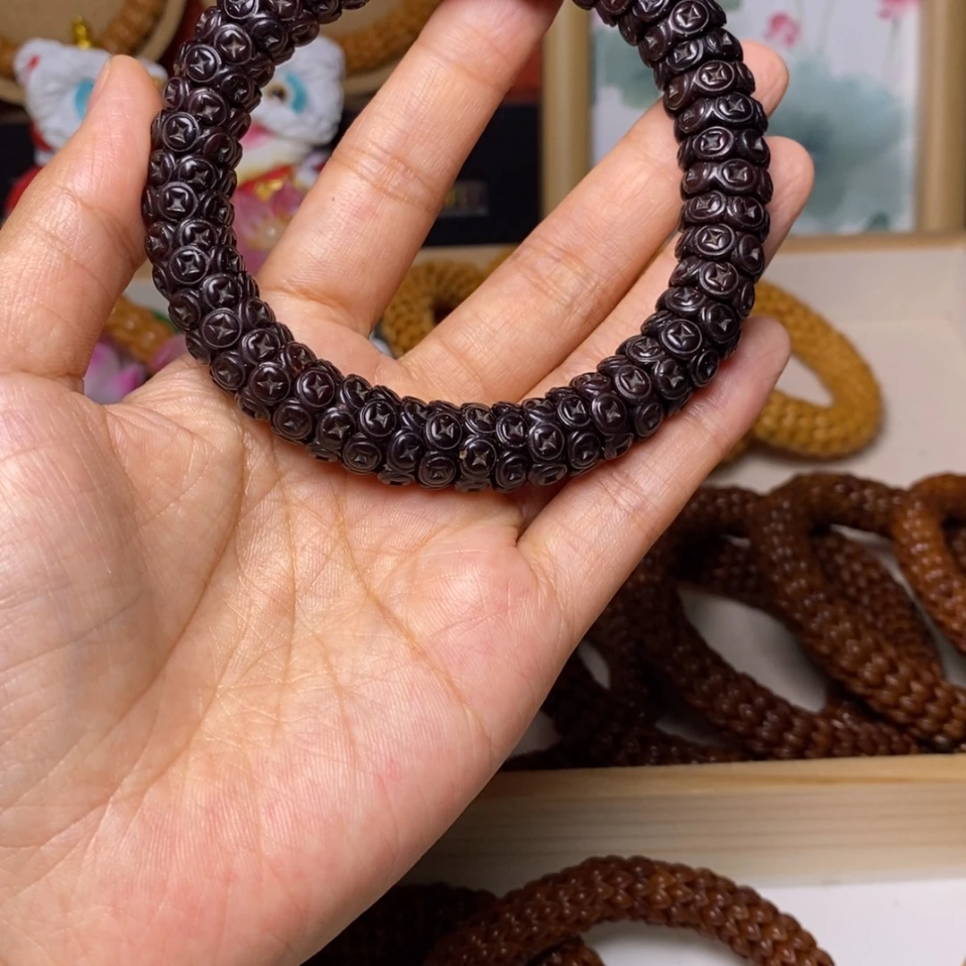 一****紫金鼠吊坠黑金钱串手串13+