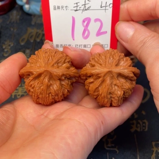 吊坠文玩核桃文玩的好的