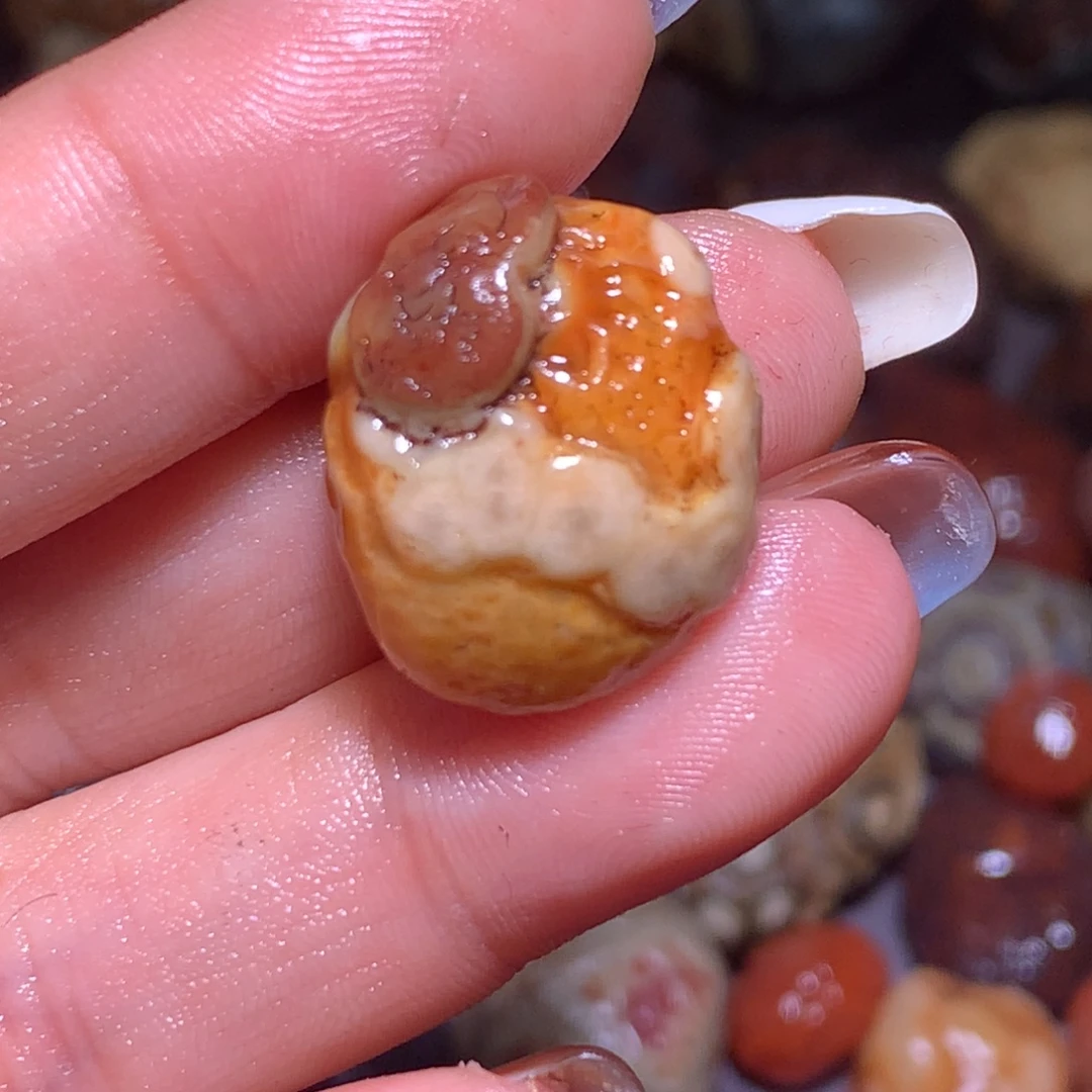 石材俏色眼睛血脉。。