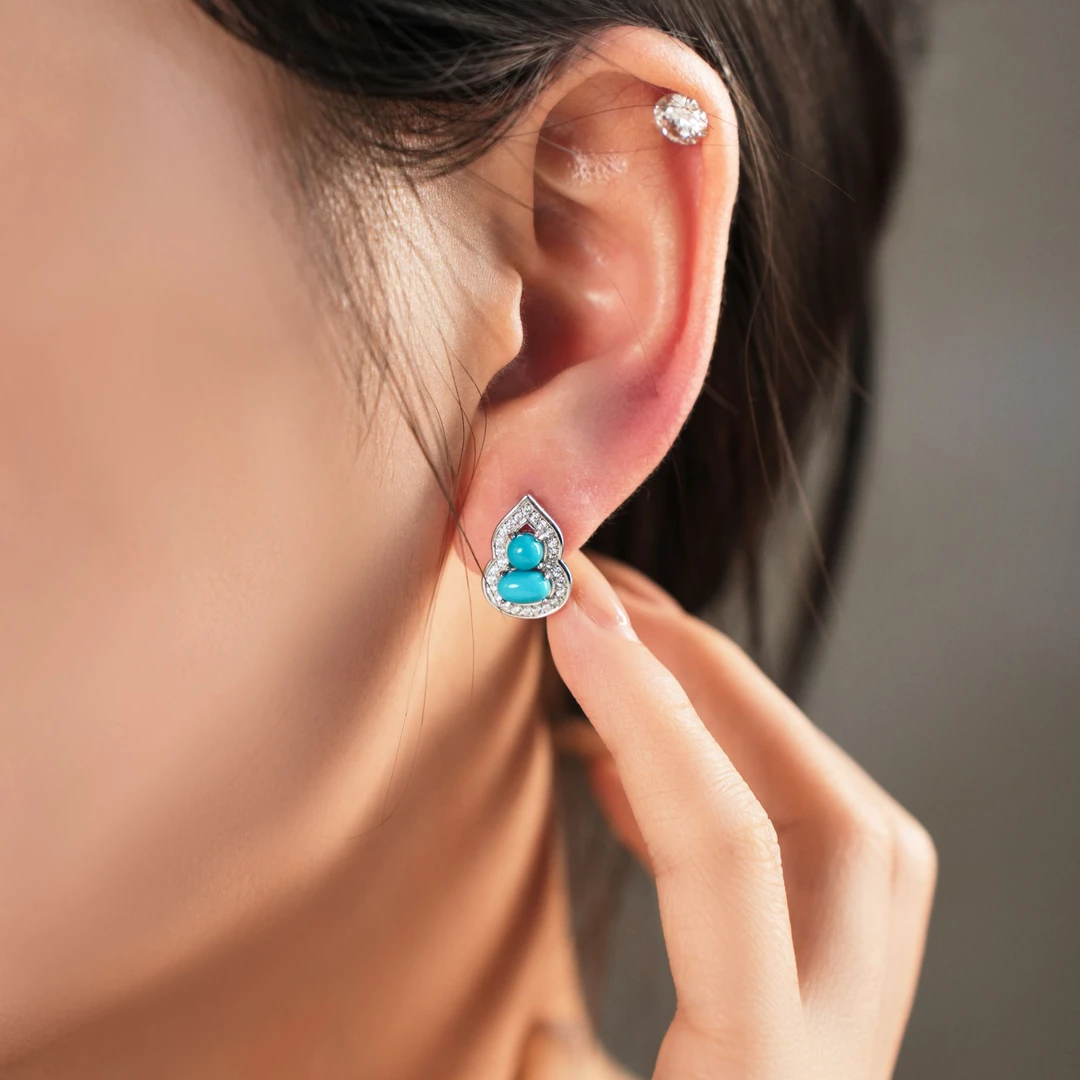 【美宁专属】 S925银小葫芦绿松美松耳饰一对 (约4*6mm) -XZ0213BZ