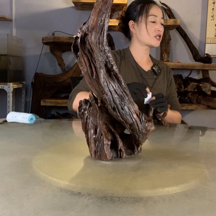 左***言天然的云南紫柚木会黄水