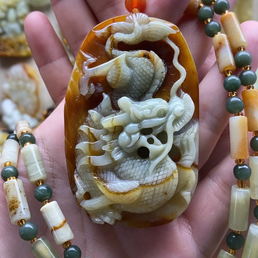 【闪购商品】未镶嵌岫玉颈饰龙
