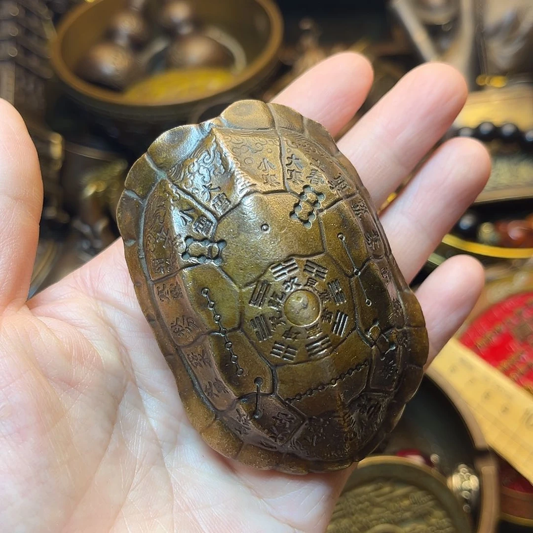 精美铜器工艺品等
