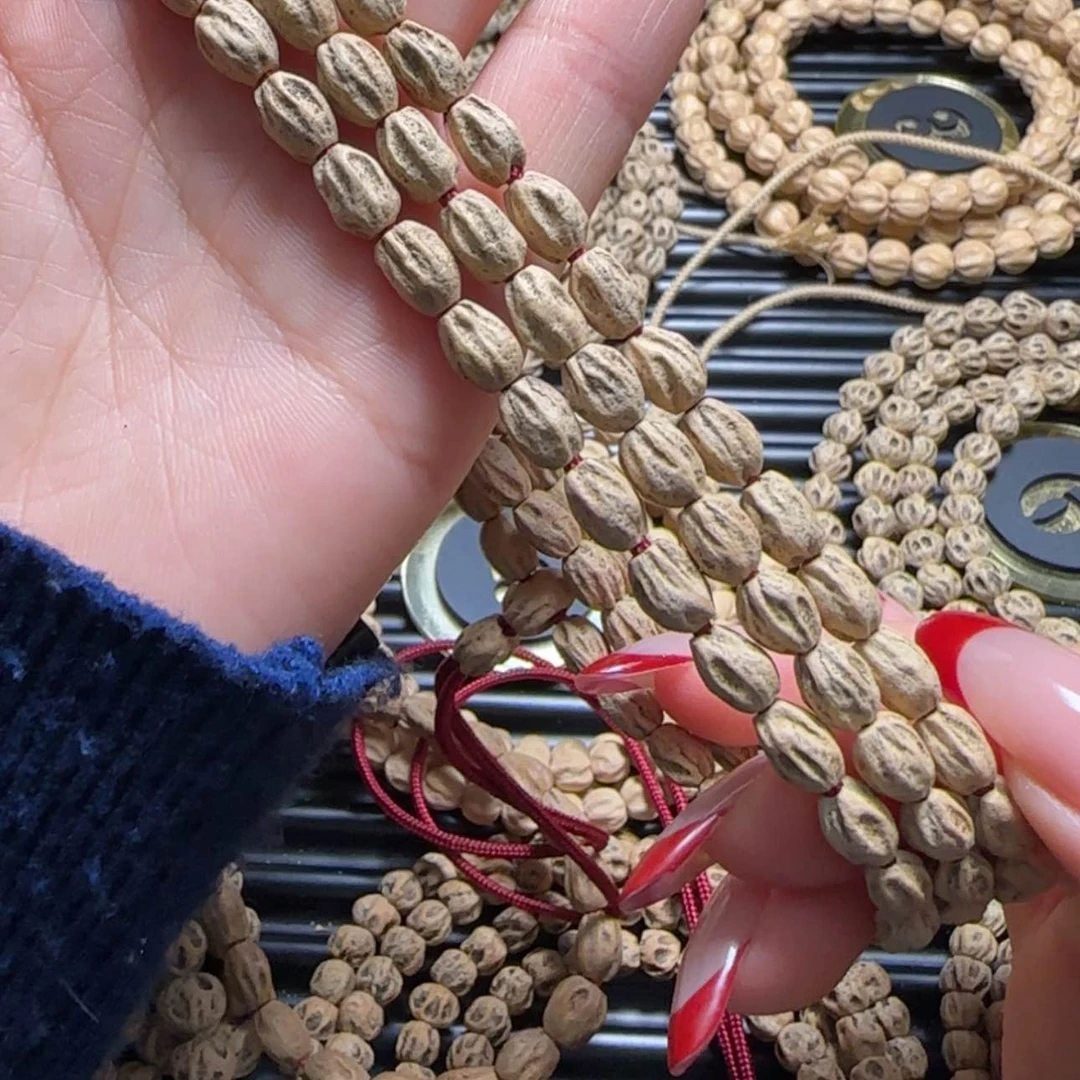 【闪购商品】柏香籽/百香籽吊坠困****捏