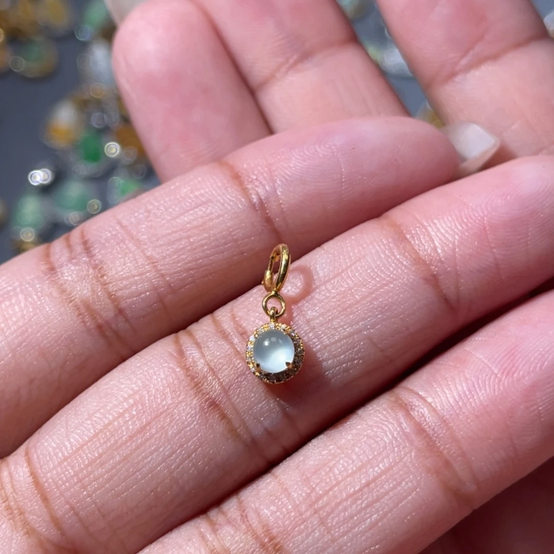 吊坠(不含链)18K金镶嵌翡翠