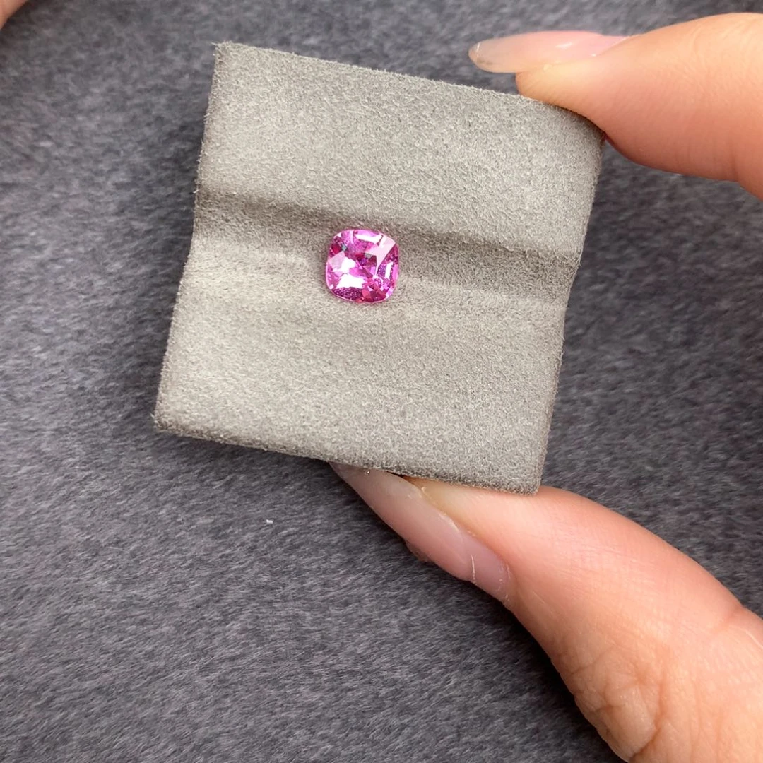 裸石蓝宝石无烧粉蓝宝1.04ct