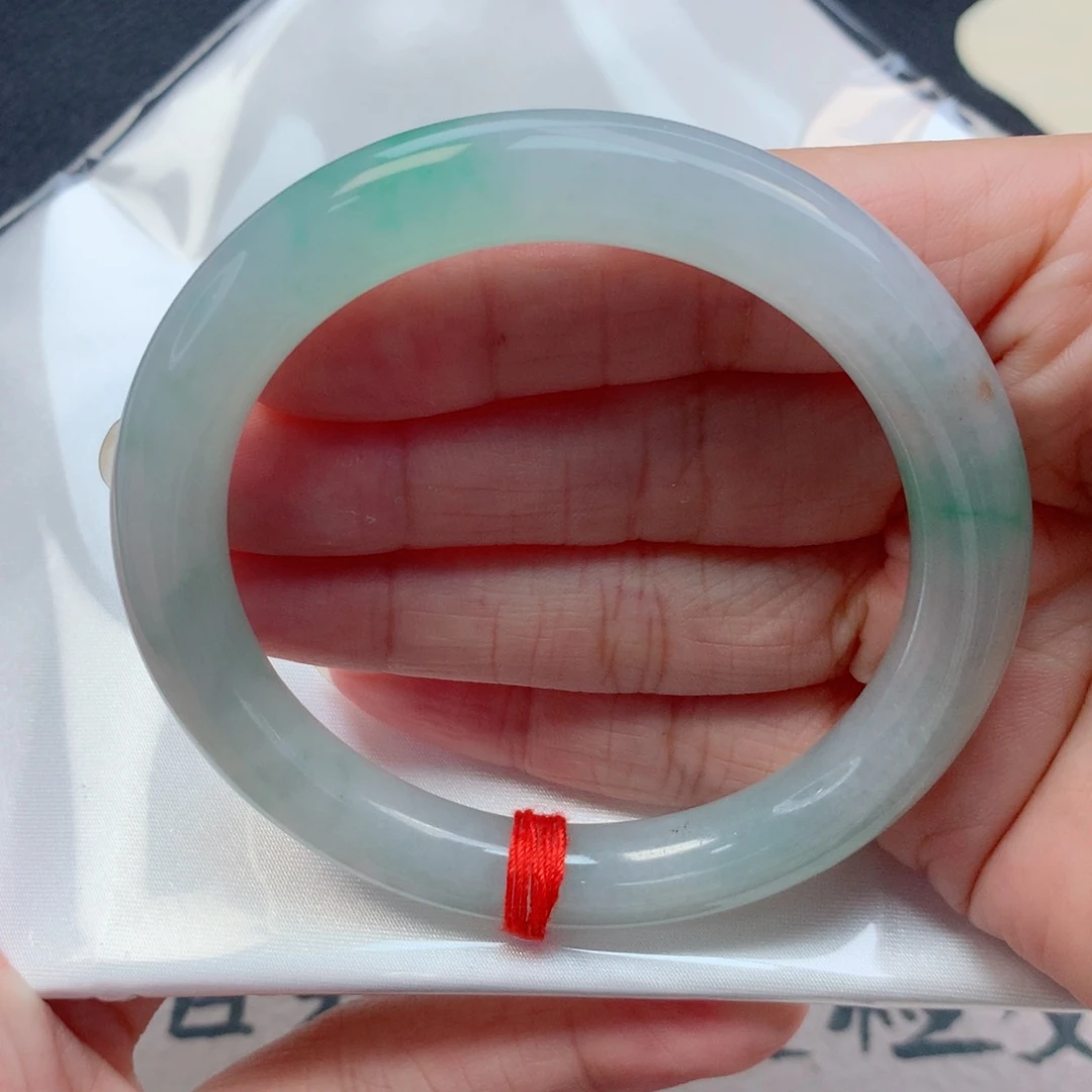 未镶嵌手镯翡翠56.7圆条 细糯冰飘阳绿花