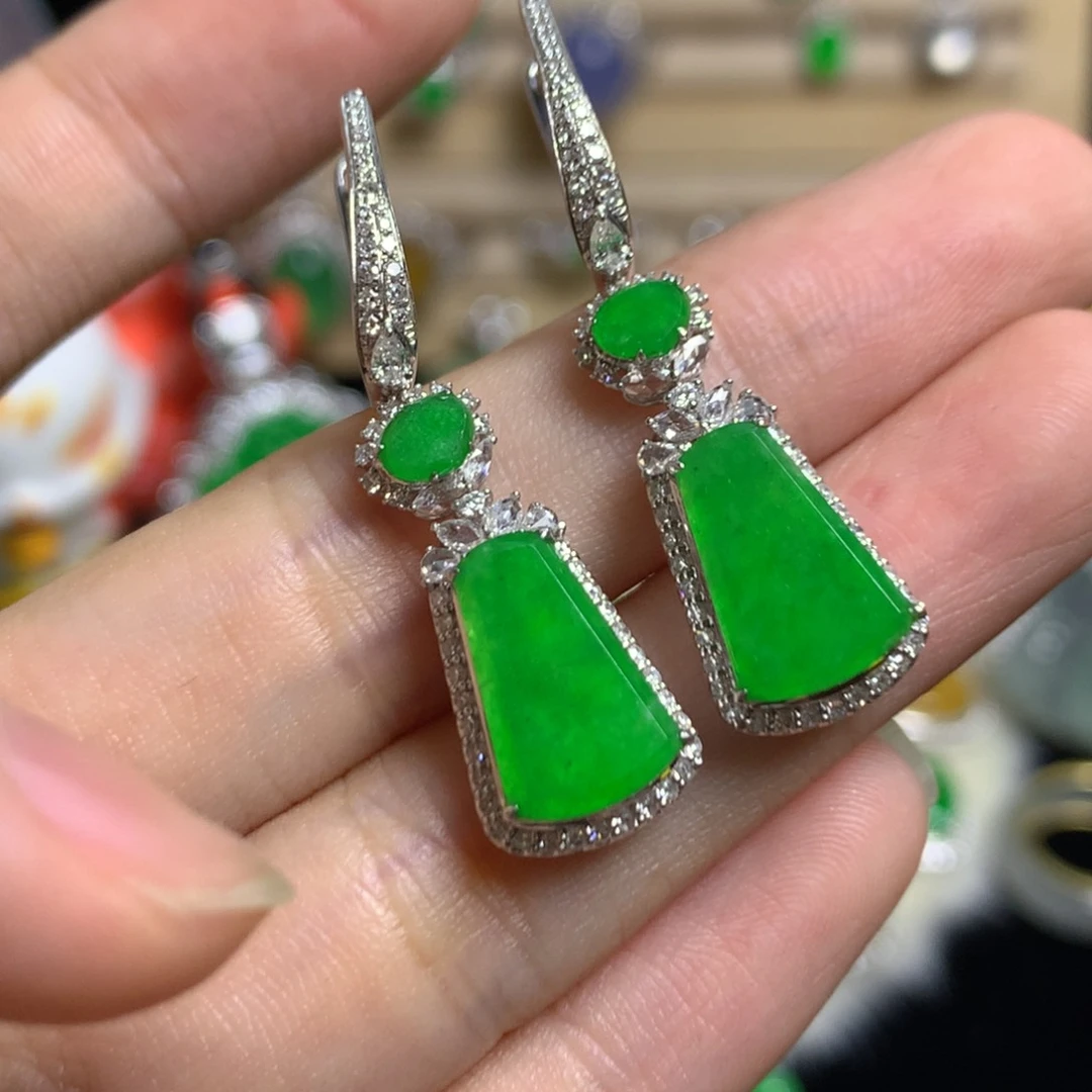 翡翠18K金镶嵌耳饰明****。无事牌耳坠