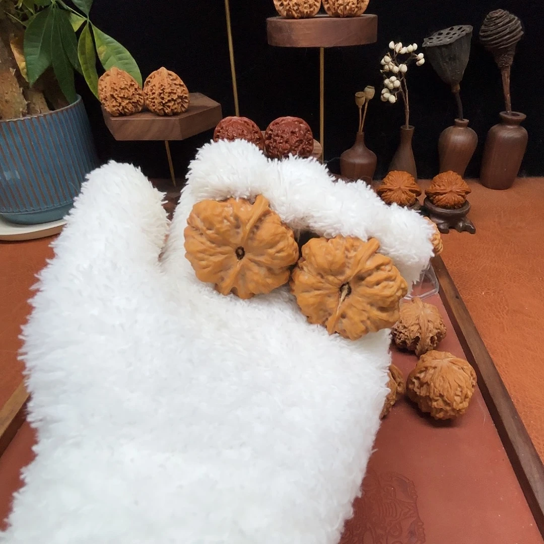 想***高核桃手串/手链奶油蜡皮蛤蟆头