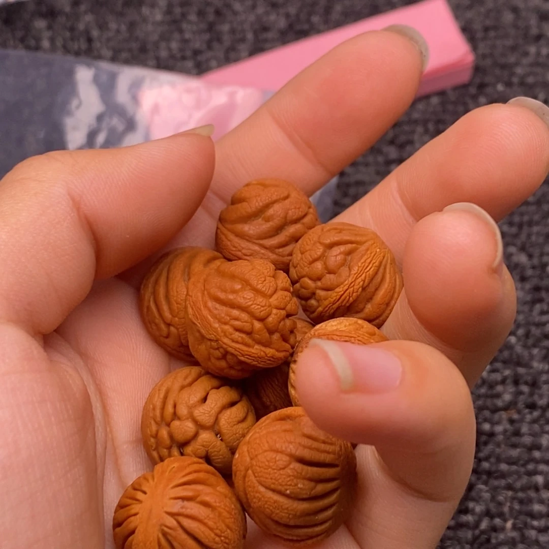 秦岭山脉龙纹桃核单圈