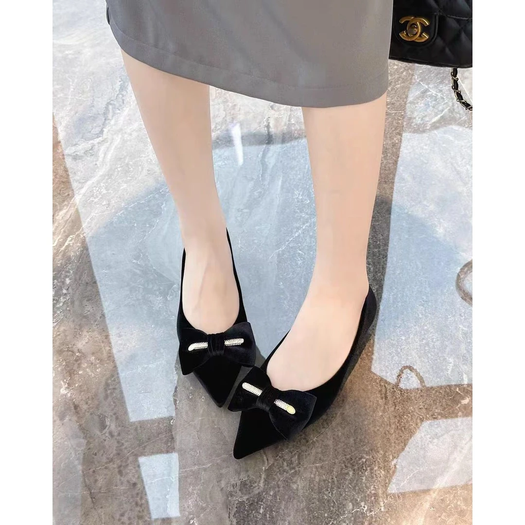 法式尖头浅口绒面高跟蝴蝶结新款春秋细跟单鞋女C3-5601-110
