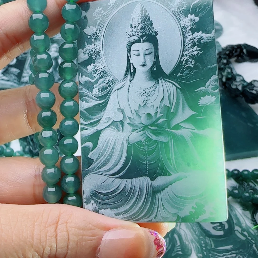 颈饰未镶嵌翡翠多样性发货天然的A货翡翠