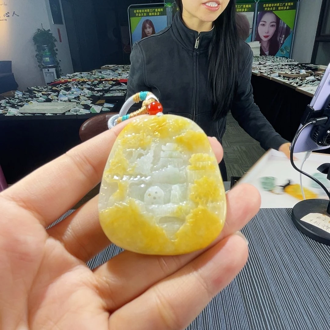 颈饰未镶嵌翡翠一