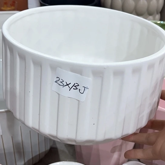 多肉绿植陶瓷花盆9.9包邮，有孔