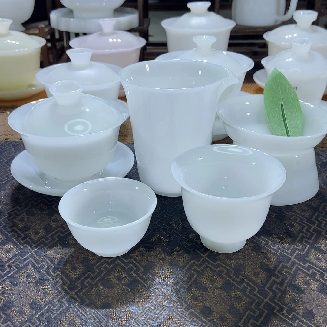 不过也要记得喝牛奶哈啊好乖