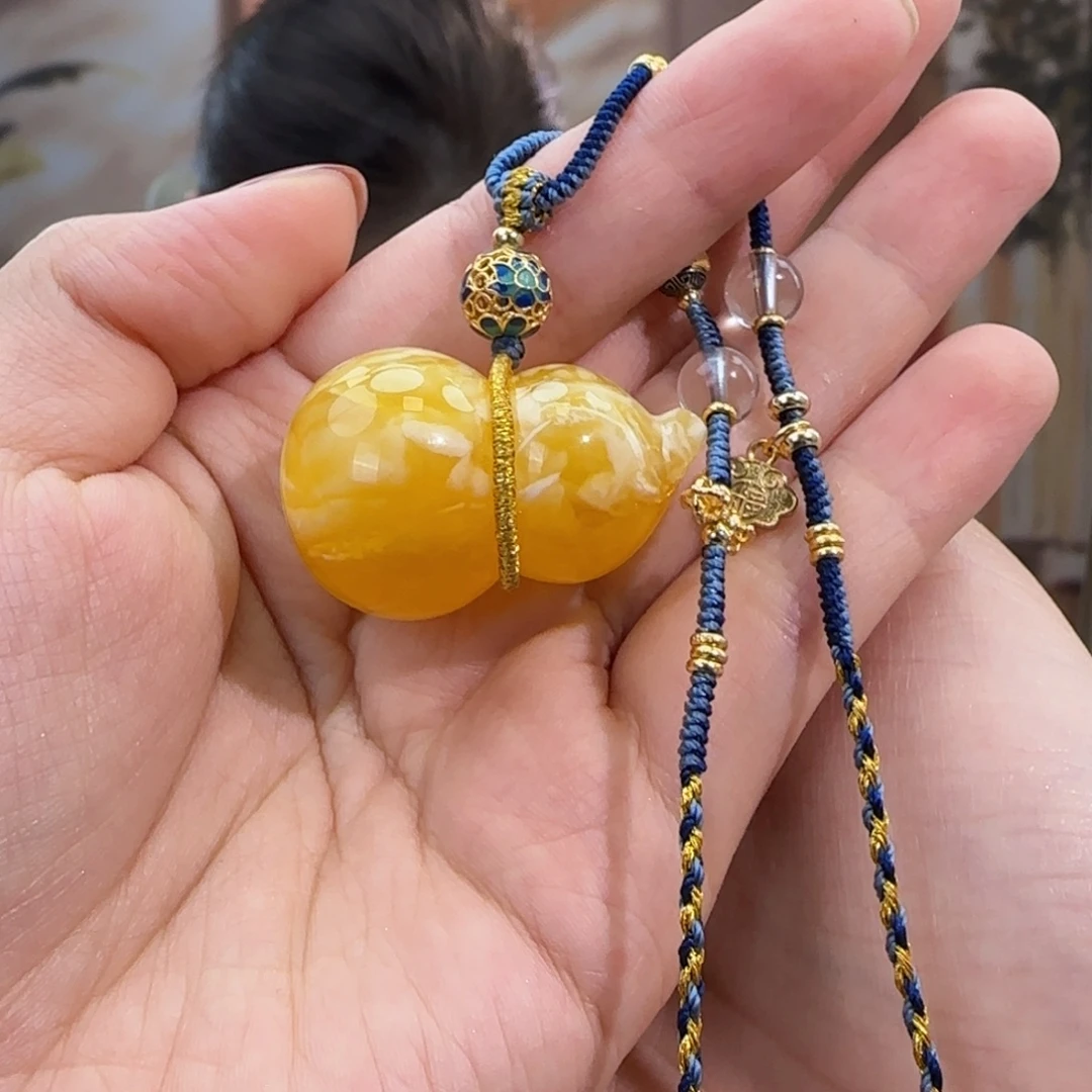 蜜蜡吊坠(赠链)未镶嵌