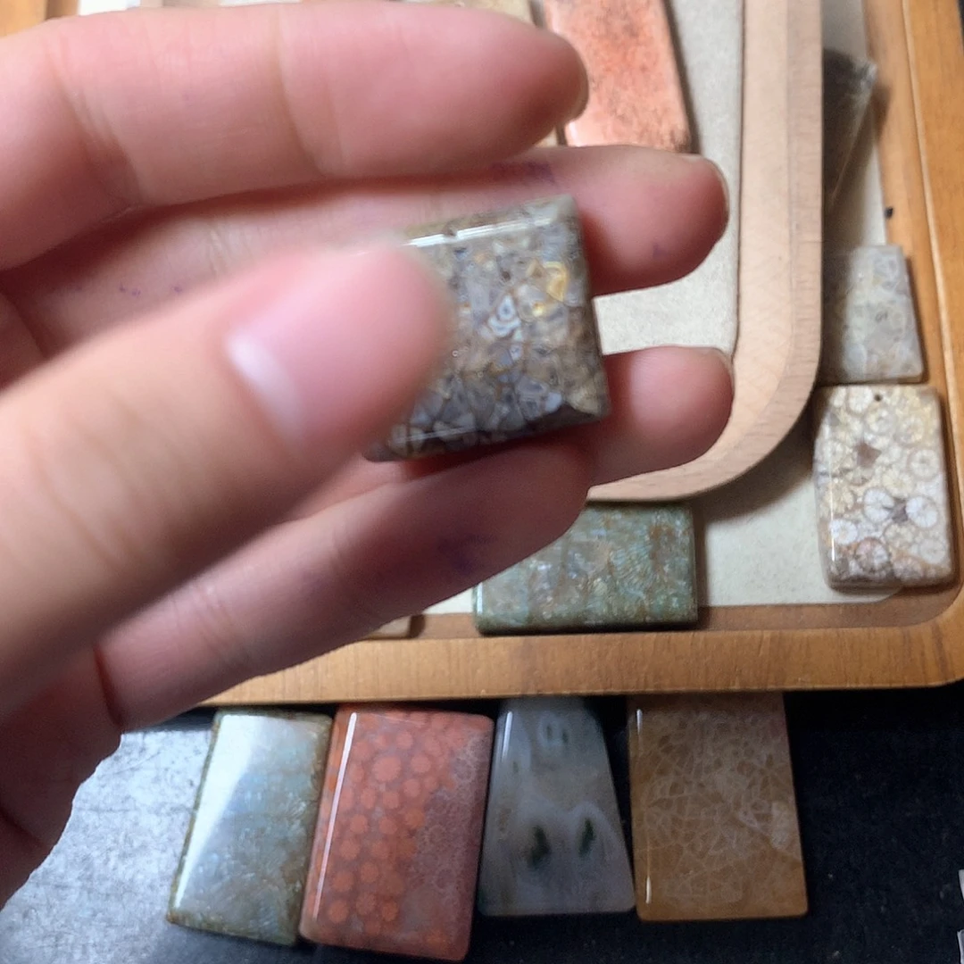 石英质玉颈饰未镶嵌O*