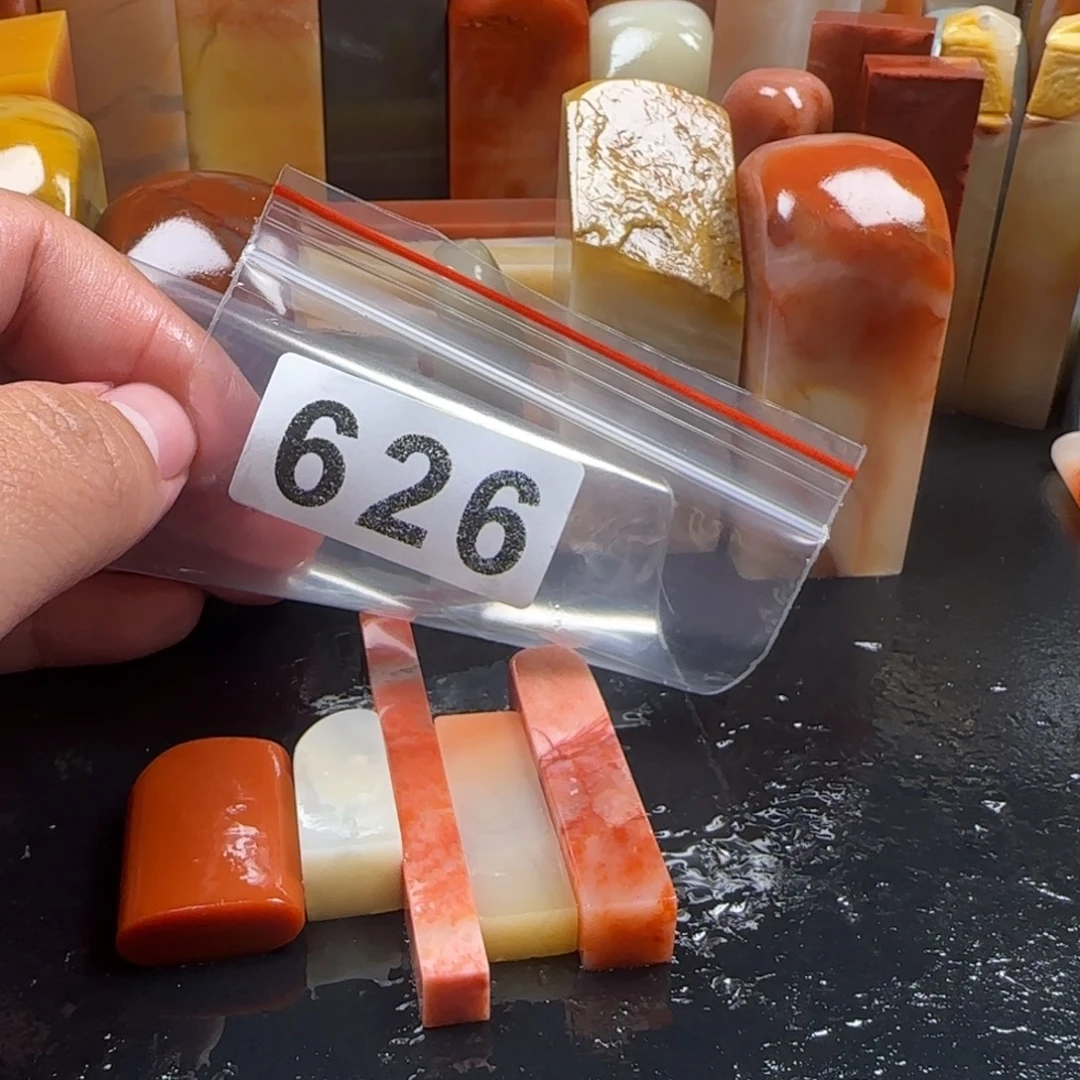 傑***老挝石老挝