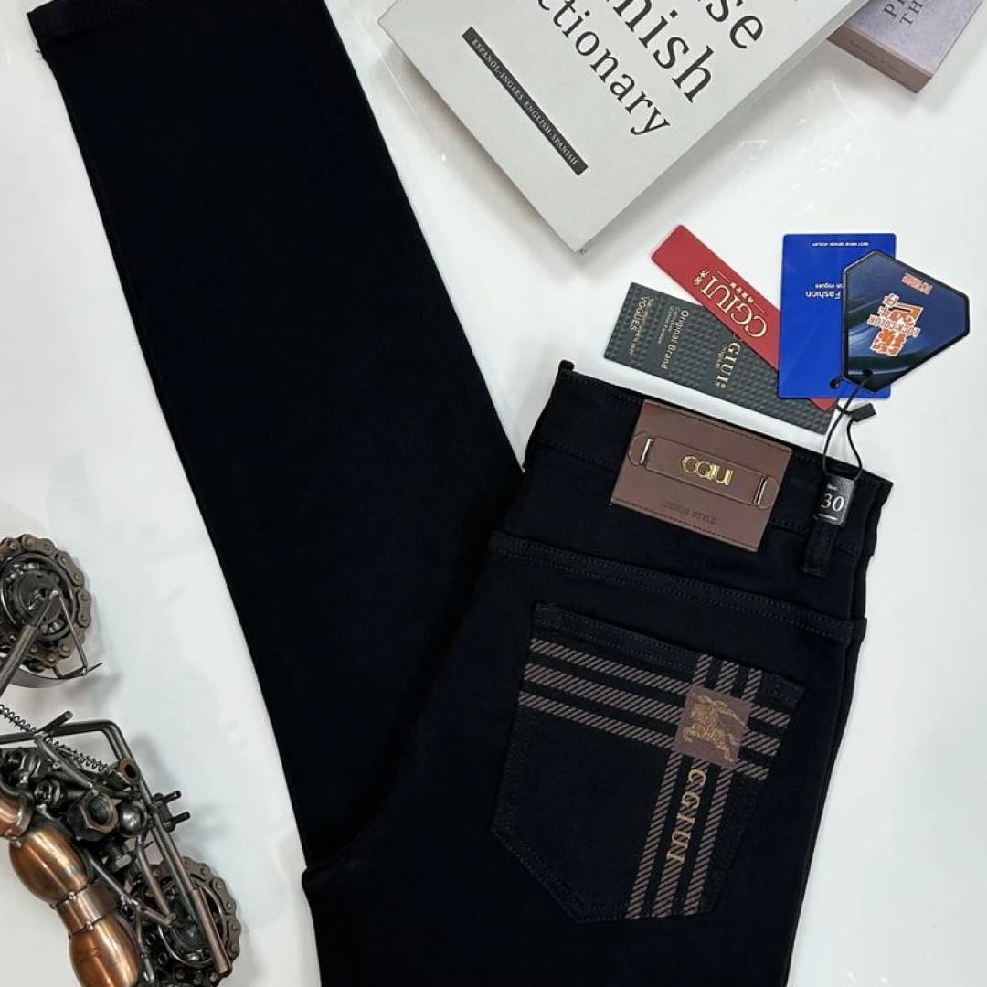 2025流光风秋季新款水洗黑色弹力修身小直筒极简风美式港风牛仔裤