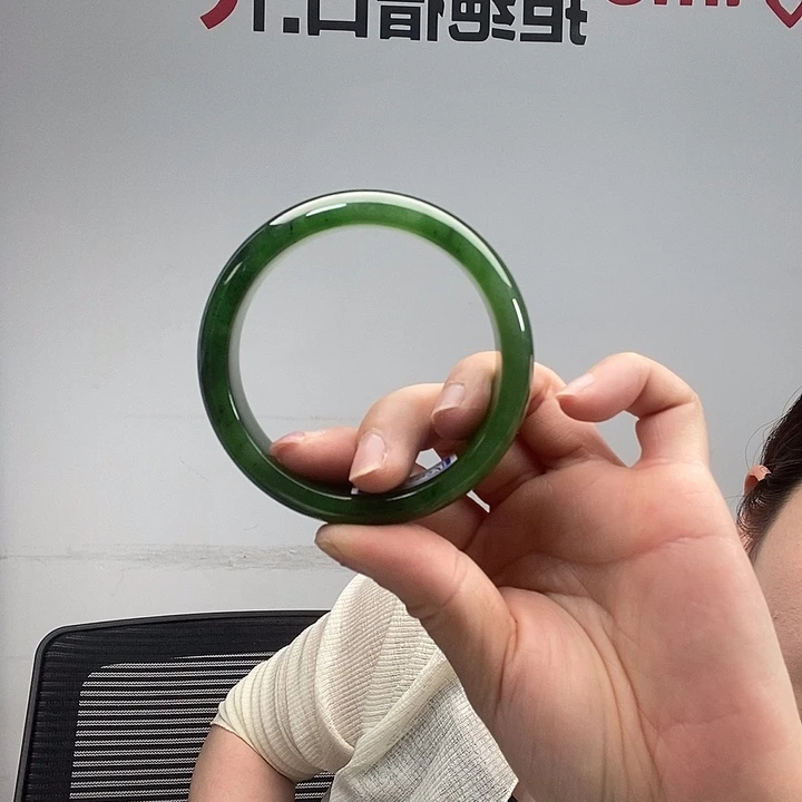 和田玉手镯未镶嵌用****6