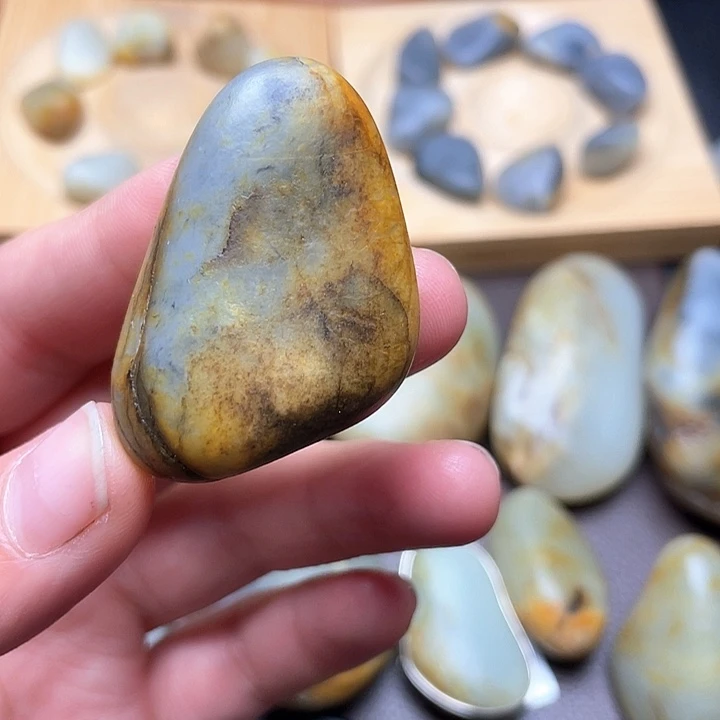 颈饰未镶嵌和田玉9