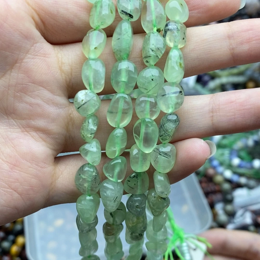 玛瑙/玉髓未镶嵌珠宝半成品一条天然葡萄石随行透体8mm