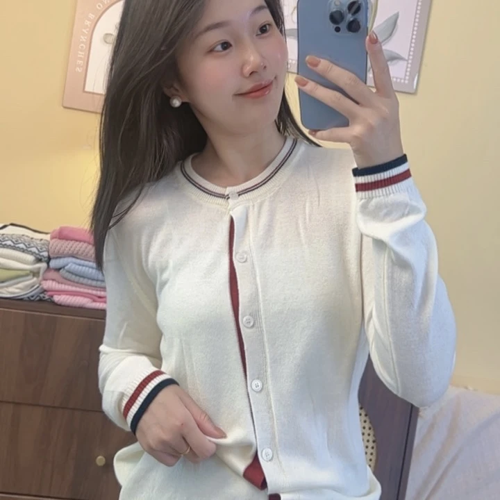 英伦时尚拼色毛衣早秋新款针织上衣百搭显瘦冬季保暖打底Y0088杏