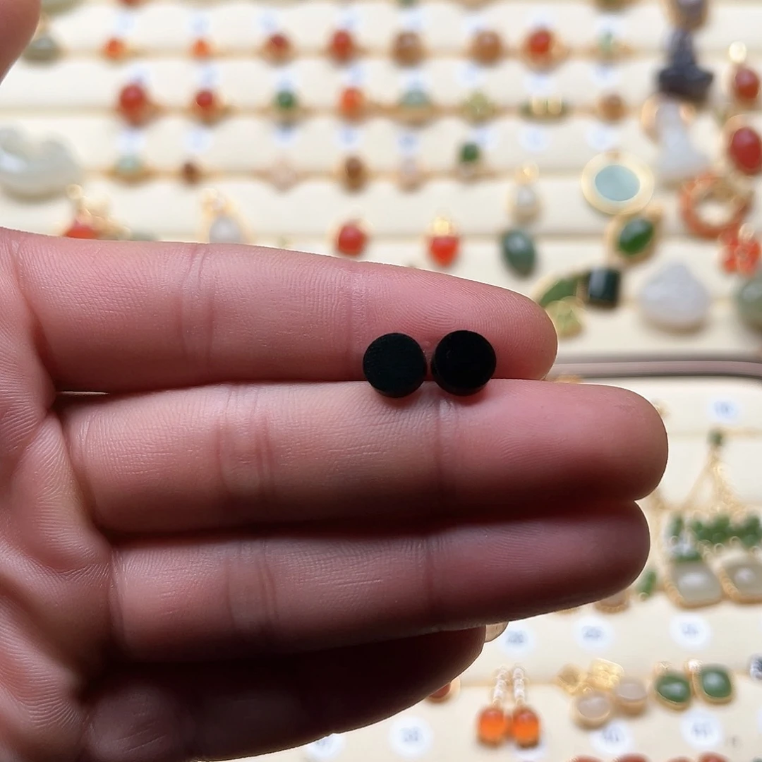 南红玛瑙耳饰合金