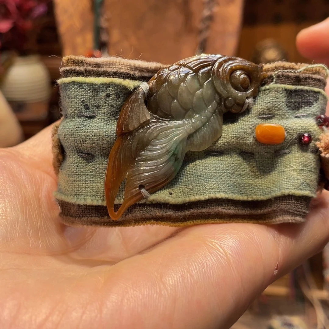 【闪购商品】翡翠未镶嵌颈饰