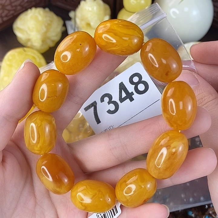 蜜蜡未镶嵌珠宝奇石