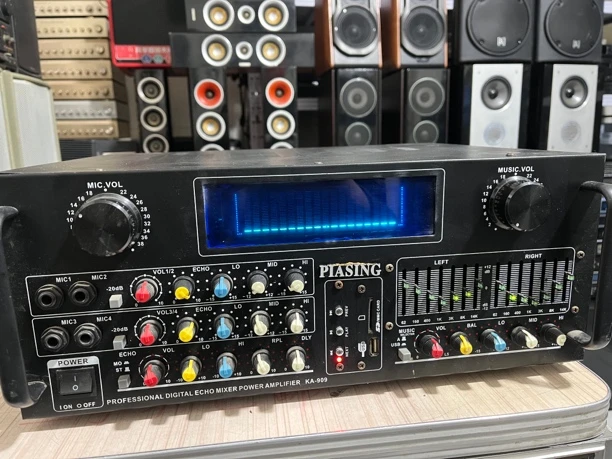 8新  二手 KA-909卡包功放 成色如图 不包邮