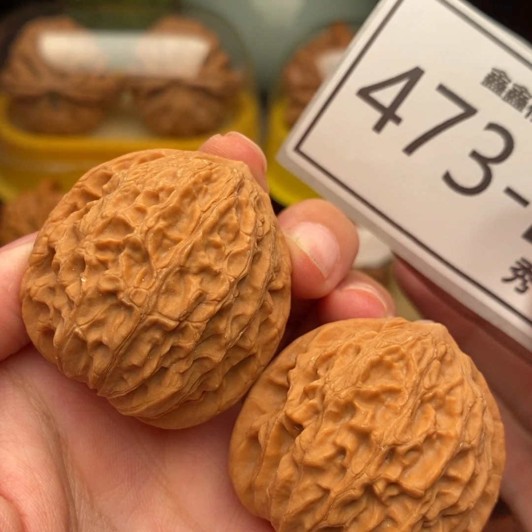把件文玩核桃金牛38……