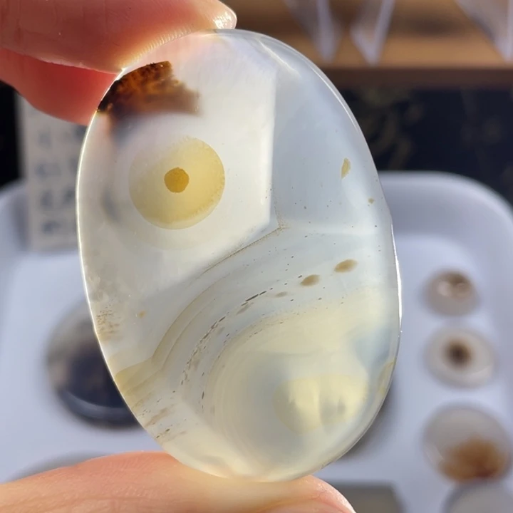 玛瑙/玉髓未镶嵌牌子