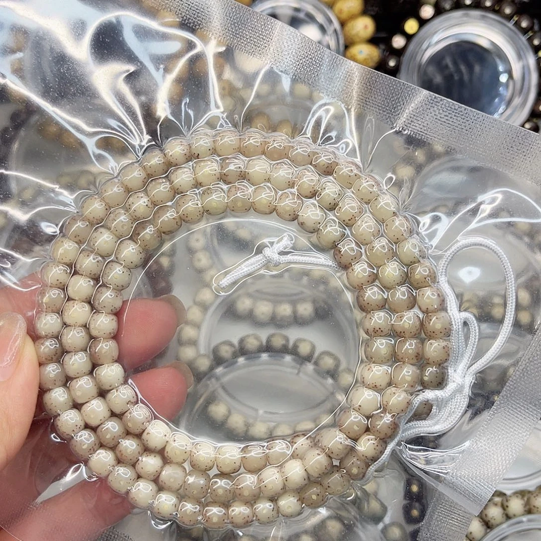 一***木星月菩提手串7×6糯冰通体大留白小细星一物一图