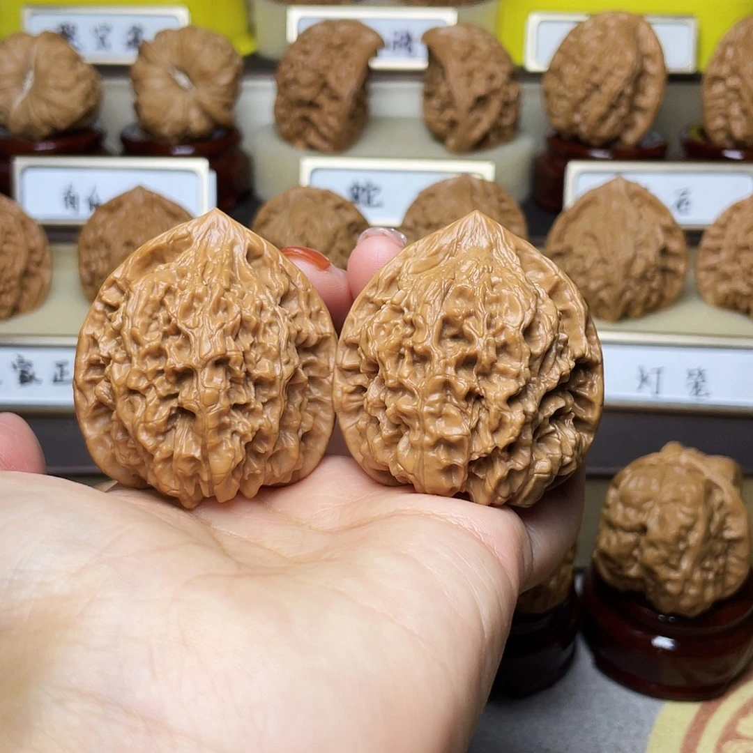 把件文玩核桃官帽44左右