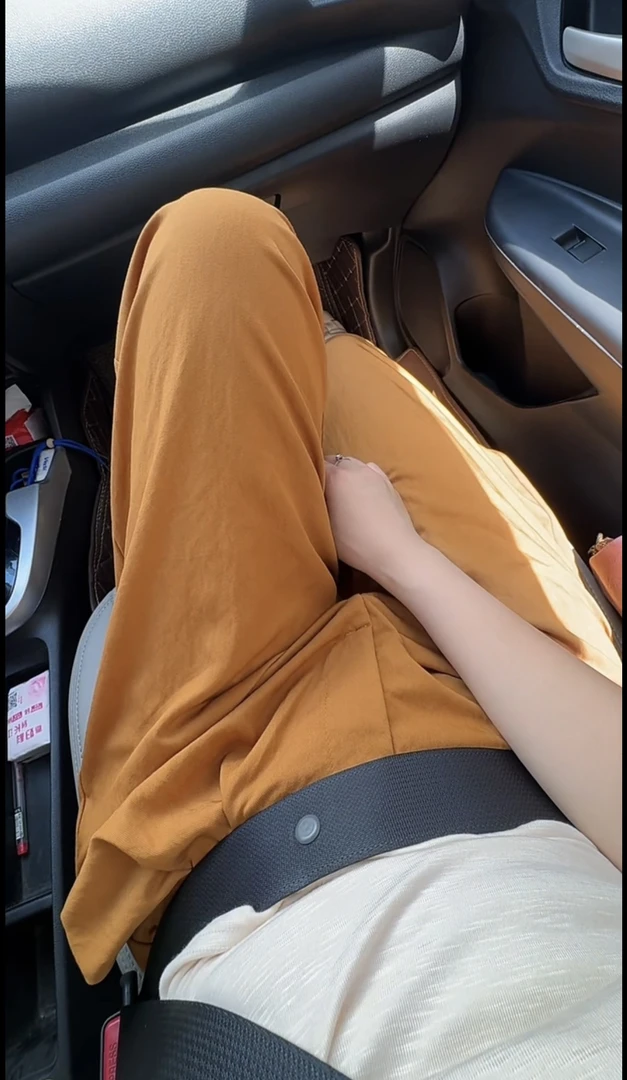 太阳底下的高级橙色休闲裤夏天松弛感凉快九分阔腿裤薄梨型显瘦裤