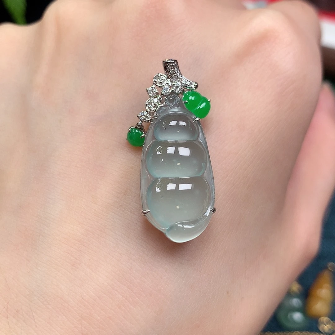 翡翠18K金镶嵌吊坠(不含链)