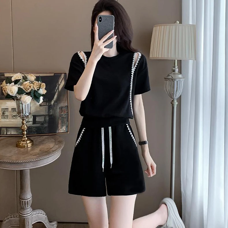 2025夏季新款时尚花边领露肩短袖短裤两件套女小个子减龄显瘦套装