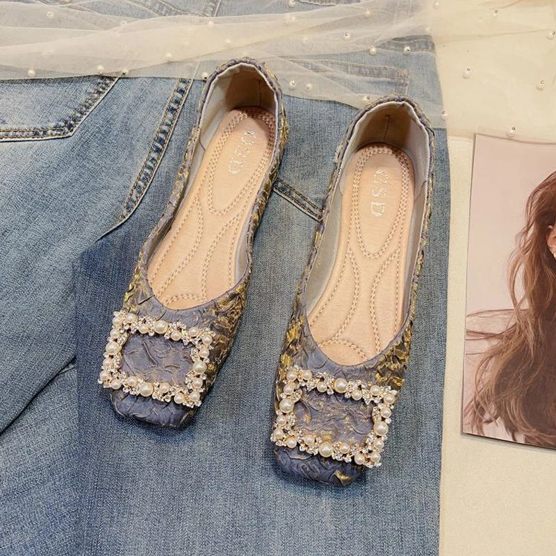 晚晚鞋小香风平底尖头单鞋女2025年新款瓢鞋豆豆鞋大码女工作鞋