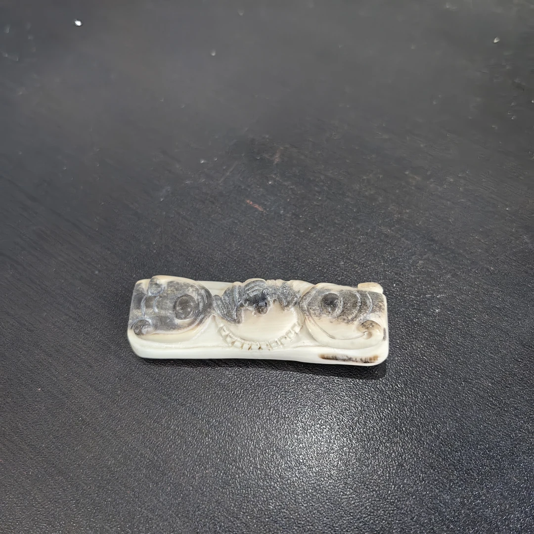 猛犸约20.5克雕刻件XY281