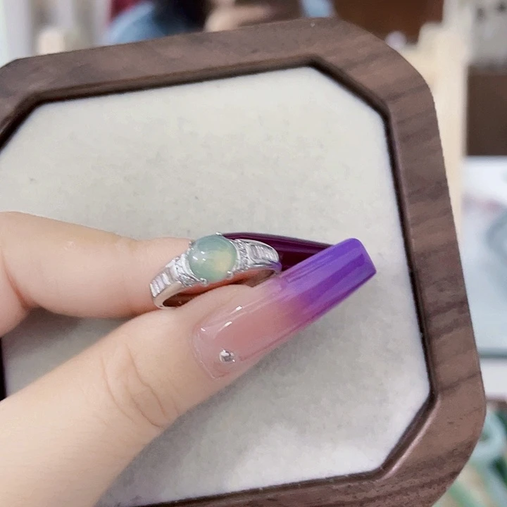 翡翠未镶嵌颈饰天然翡翠Ａ货