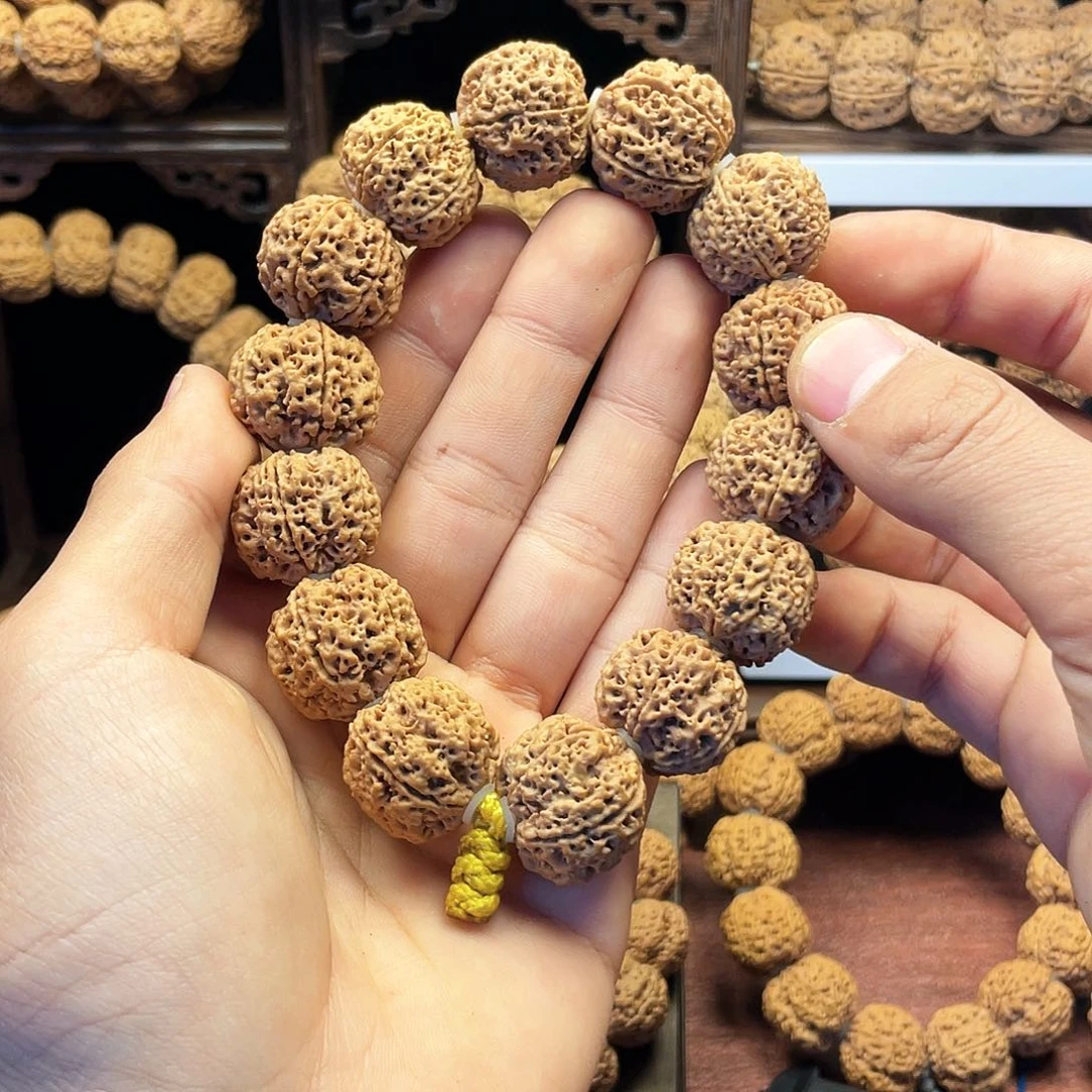 金刚菩提吊坠小*虫22蜂窝