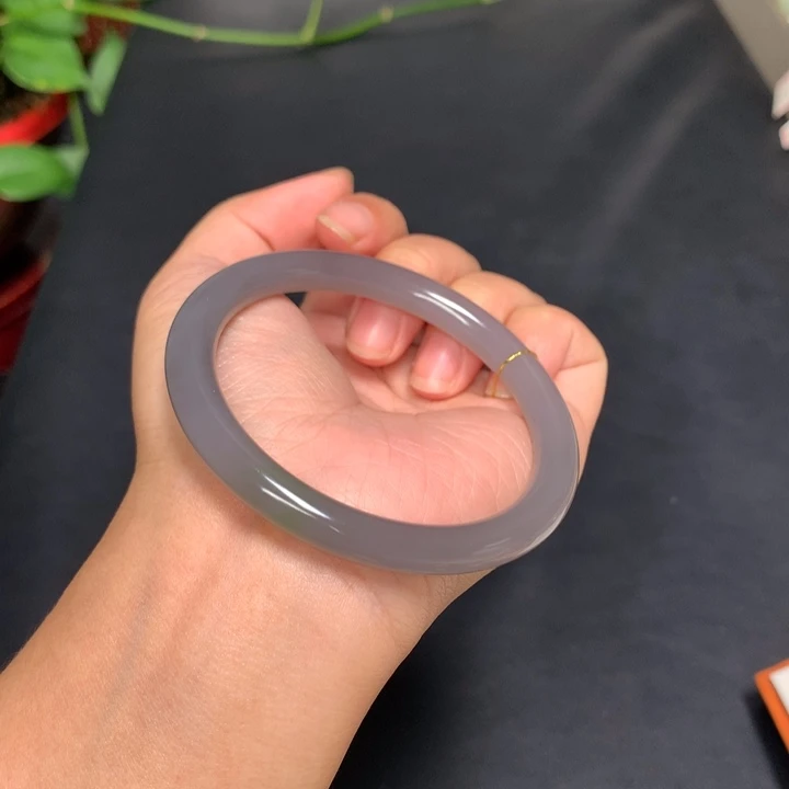 未镶嵌手镯和田玉57