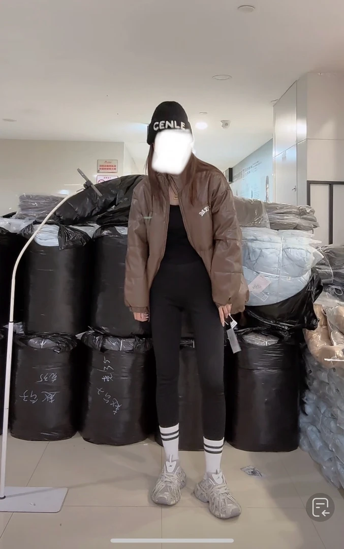 【柒汐】推荐冬季美式pu立领棉服8370