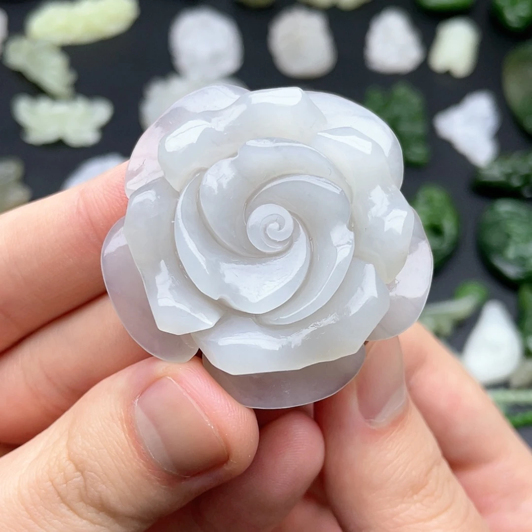 【闪购商品】颈饰未镶嵌和田玉