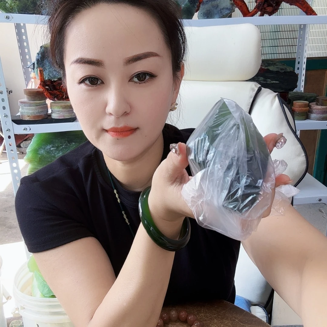 玉天然岫玉手工雕刻
