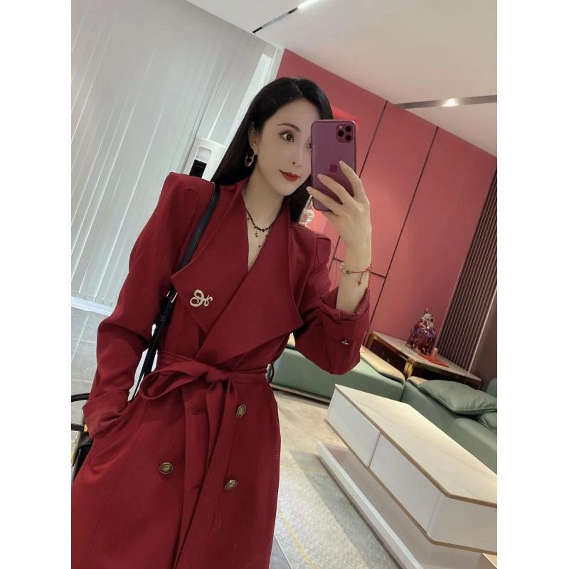【又美又飒】胸针大翻领系带风衣外套（XZ96）908