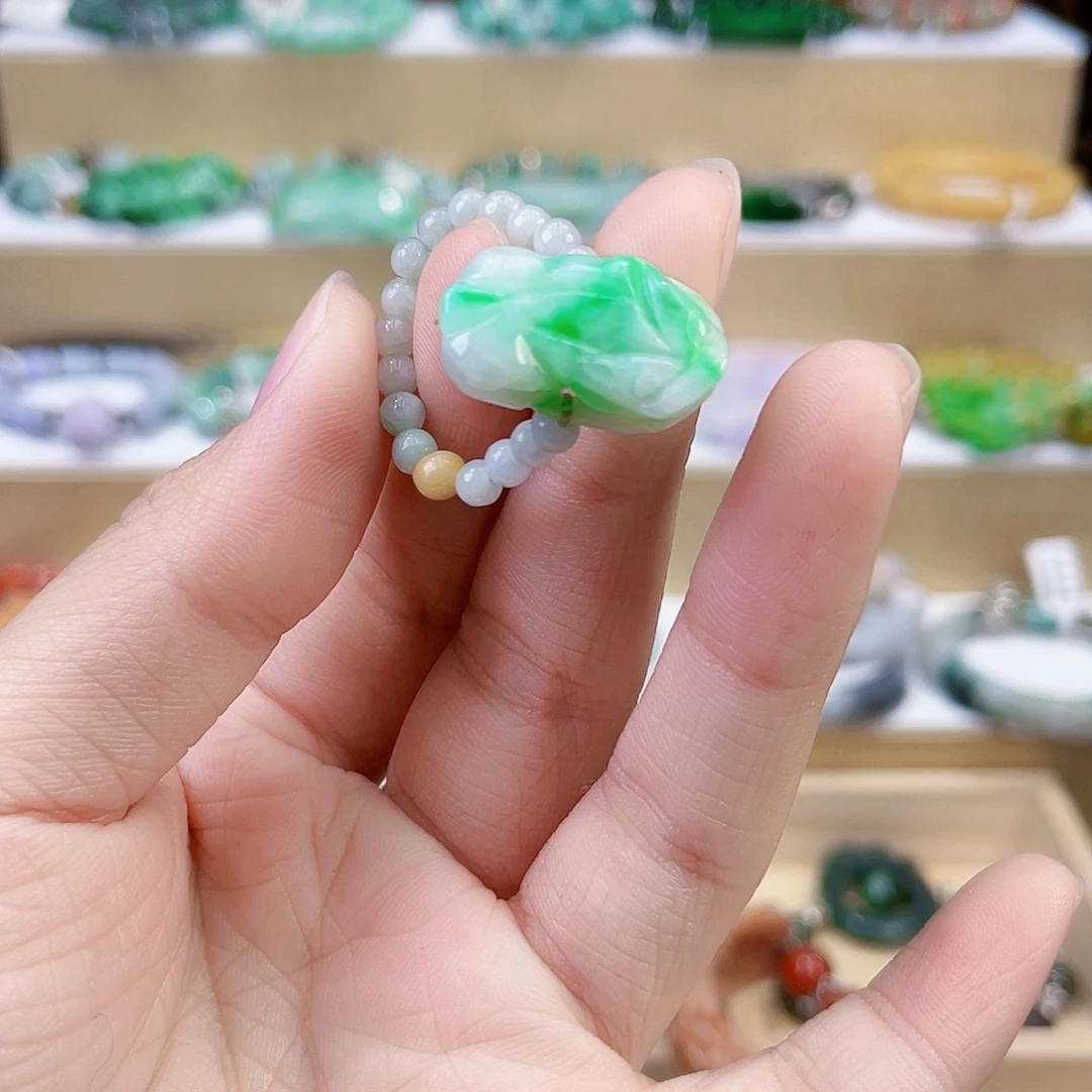 *****翡翠未镶嵌手链手链