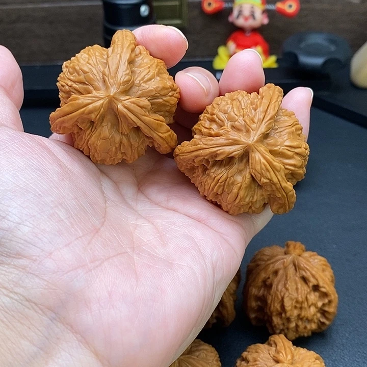 星***爵把件文玩核桃白奔