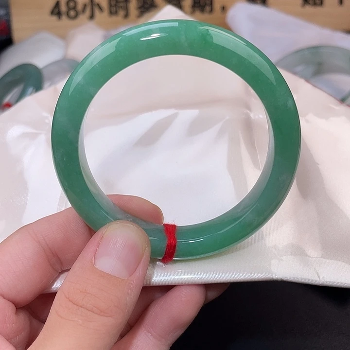 翡翠未镶嵌手镯手镯-30
